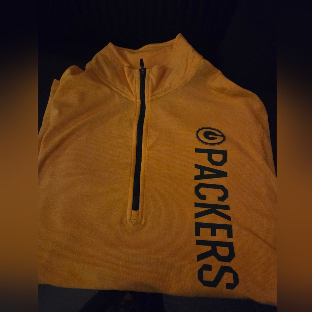 Nike Greenbay Packers, Dri-Fit Pull Over- XL. Never Worn!